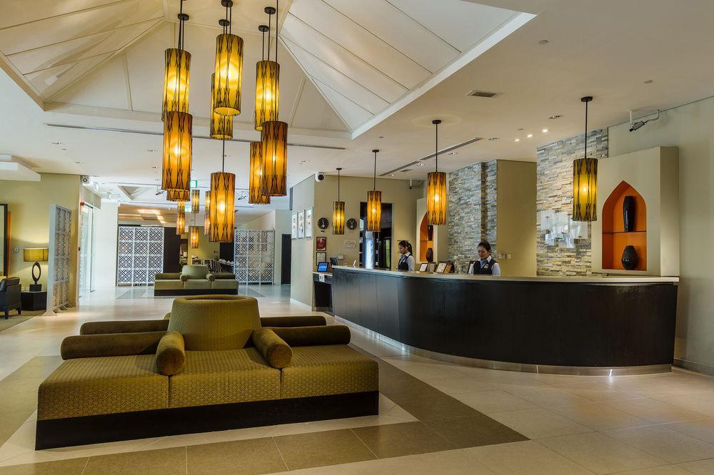 Holiday Inn Express Dubai Safa Park, An Ihg Hotel Exterior photo